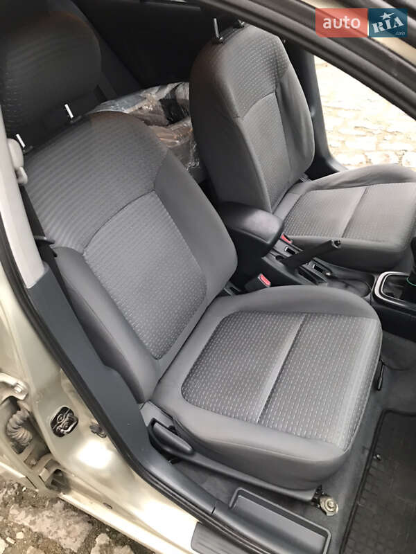 Седан Nissan Almera 2007 в Хмельницькому фото 6 Седан Nissan Almera 2007 в Хмельницькому