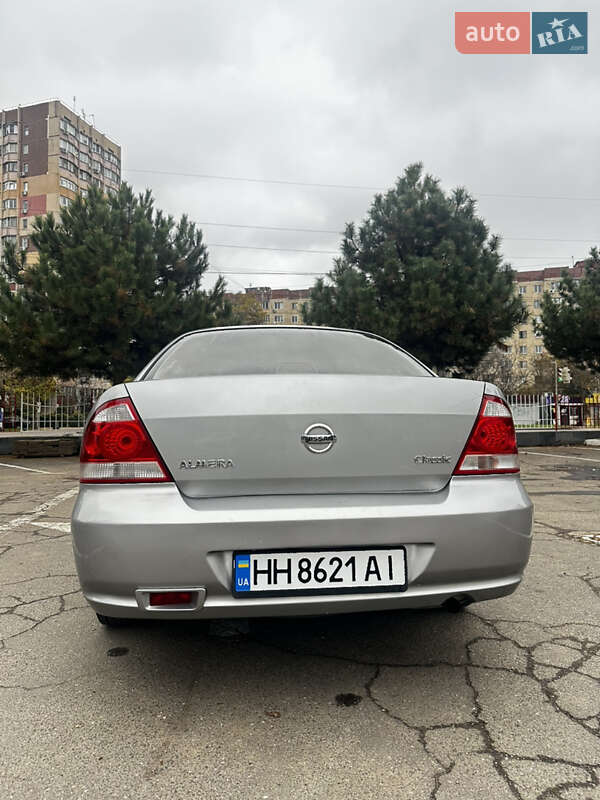 Седан Nissan Almera 2008 в Одессе