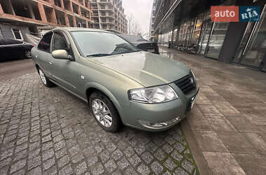 Седан Nissan Almera 2011 в Киеве