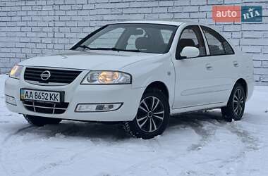 Седан Nissan Almera 2012 в Киеве