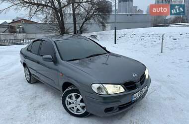 Седан Nissan Almera 2001 в Києві