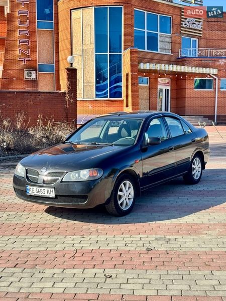 Nissan Almera 2004