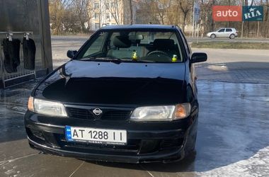 Хэтчбек Nissan Almera 1995 в Ивано-Франковске