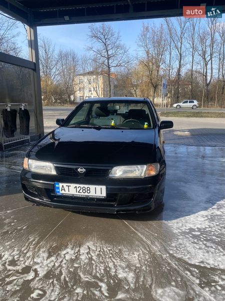 Nissan Almera 1995