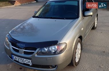 Хэтчбек Nissan Almera 2005 в Умани