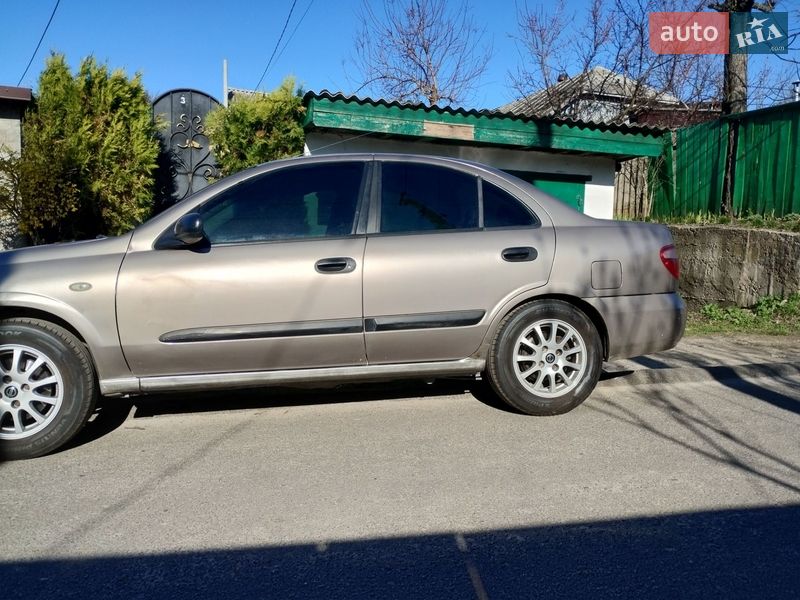 Седан Nissan Almera 2005 в Фастове