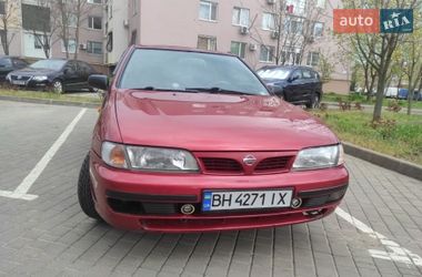 Хэтчбек Nissan Almera 1997 в Одессе