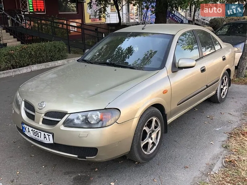 Nissan Almera 2004