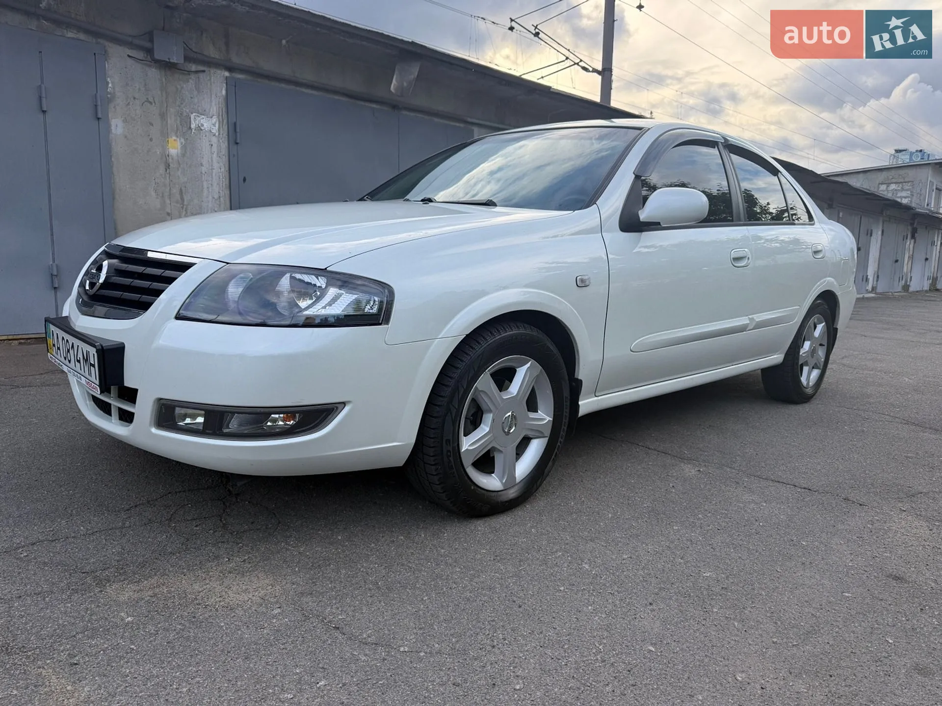 2012 Nissan Almera - мініатюра 2