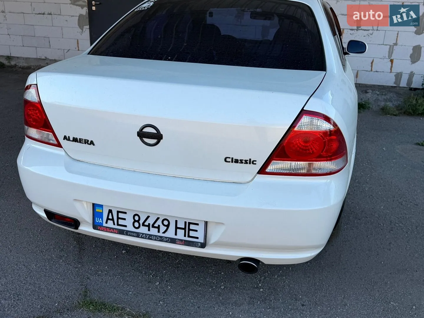 2012 Nissan Almera - фото 1