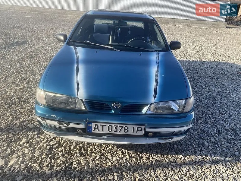 Nissan Almera