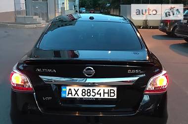 Седан Nissan Altima 2015 в Харькове