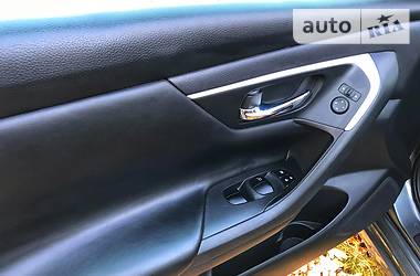Седан Nissan Altima 2017 в 