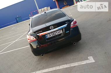 Седан Nissan Altima 2012 в Умани