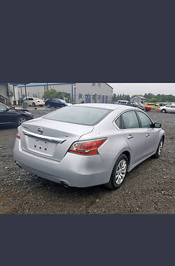 Седан Nissan Altima 2015 в Ивано-Франковске