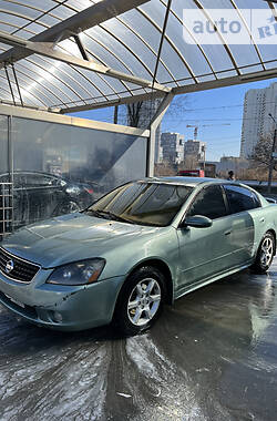 Седан Nissan Altima 2005 в Днепре