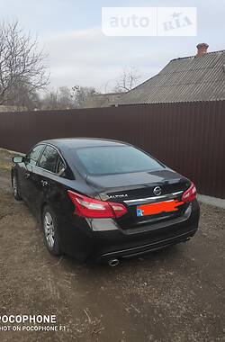 Седан Nissan Altima 2017 в 
