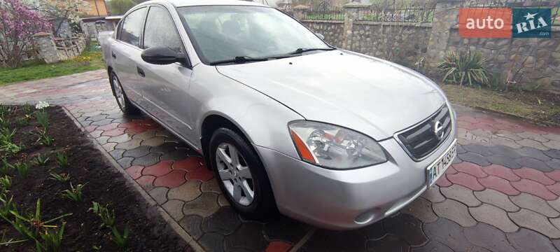 Седан Nissan Altima 2003 в Коломиї