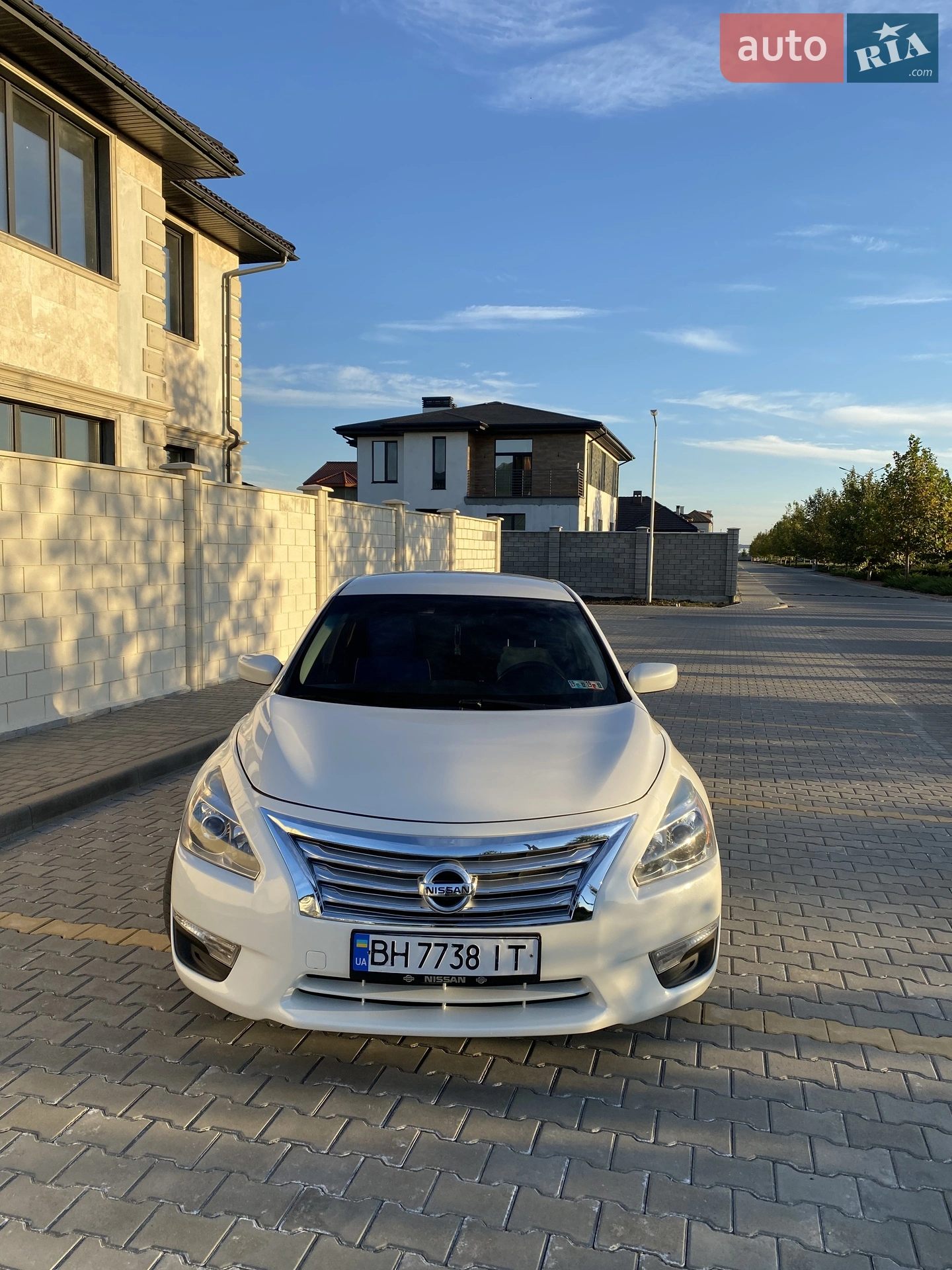 2012 Nissan Altima - мініатюра 2