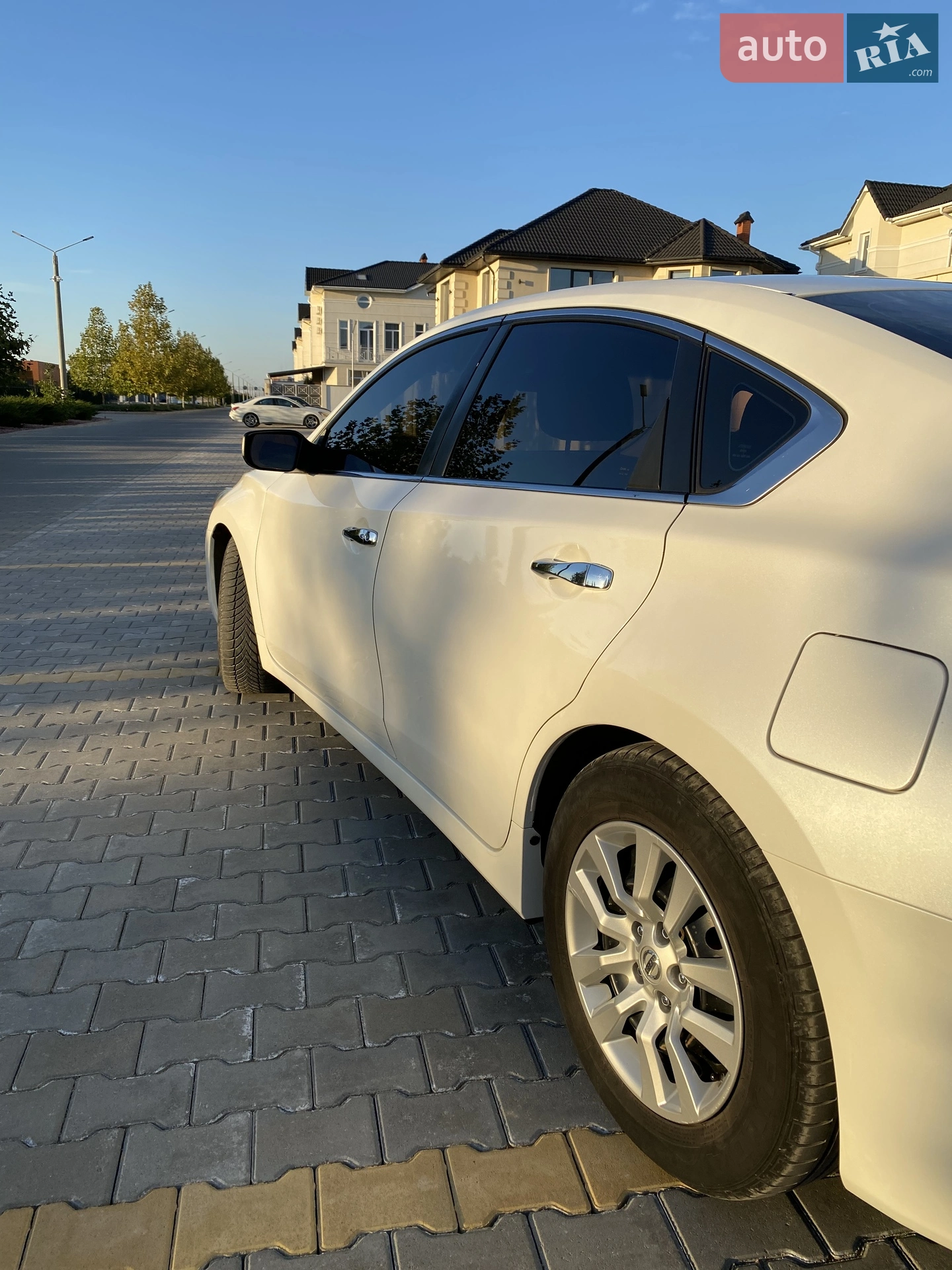 2012 Nissan Altima - мініатюра 4