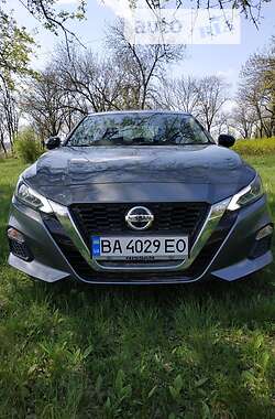 Седан Nissan Altima 2018 в Києві