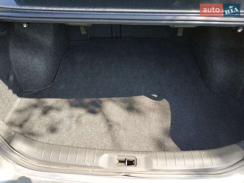 Седан Nissan Altima 2018 в Киеве