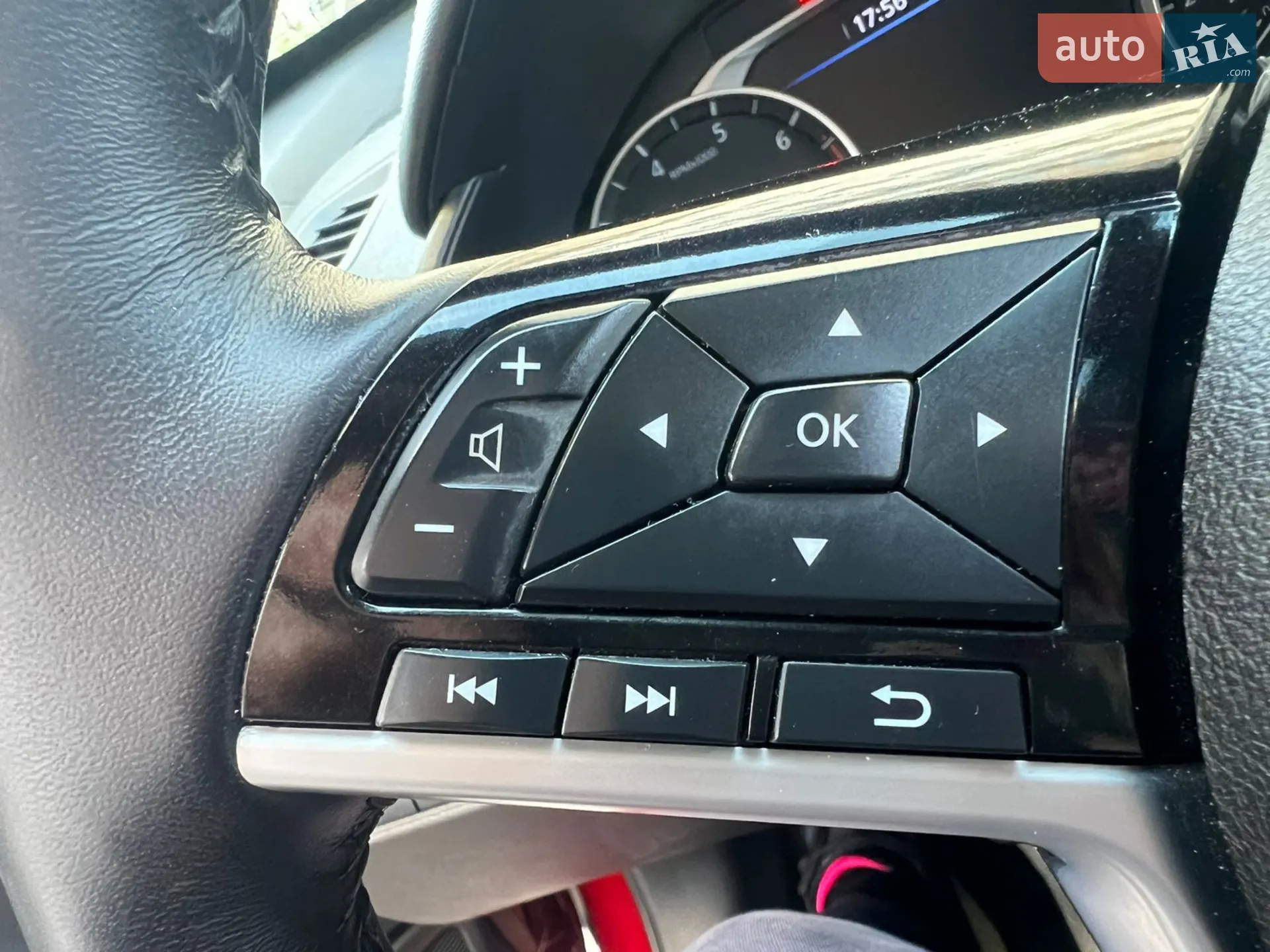 2018 Nissan Altima - мініатюра 14