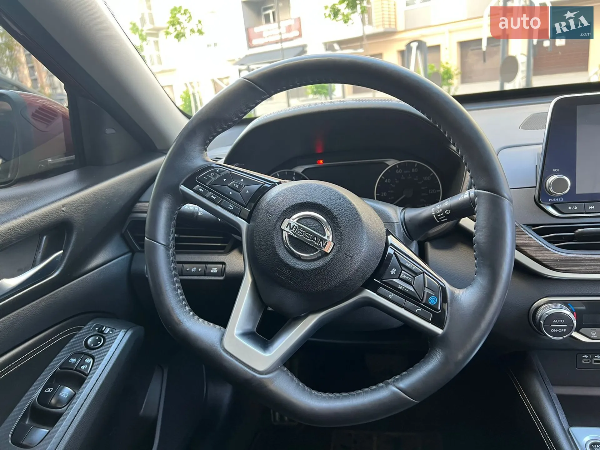 2018 Nissan Altima - мініатюра 8