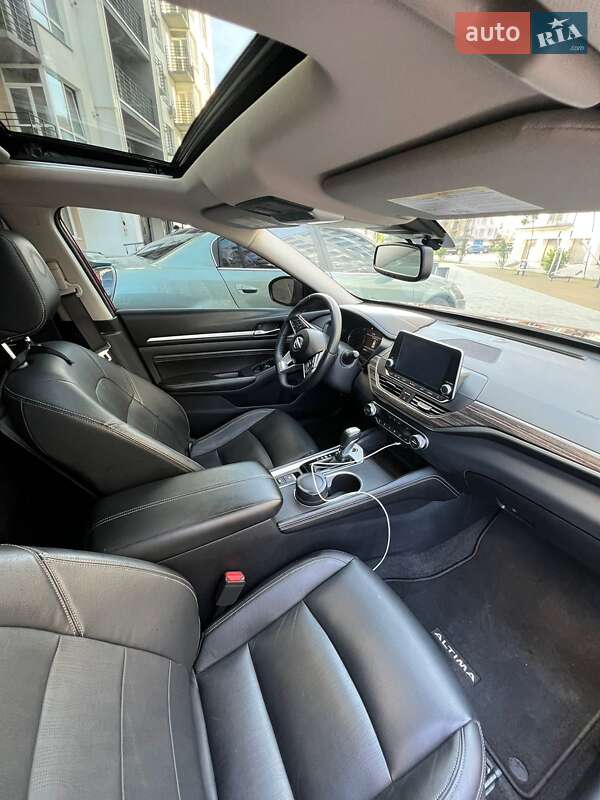 Седан Nissan Altima 2018 в Днепре фото 19 Седан Nissan Altima 2018 в Днепре