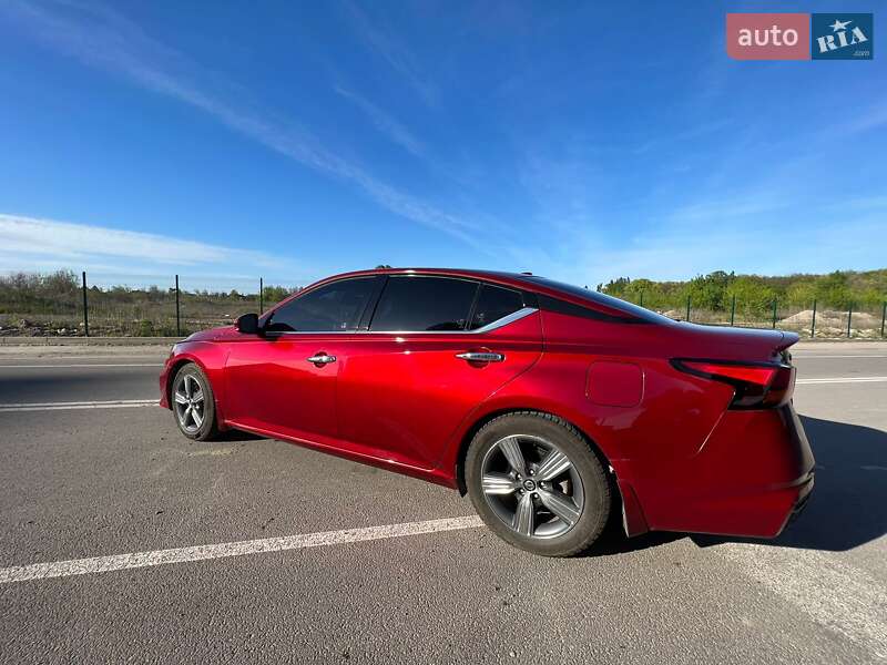 Седан Nissan Altima 2018 в Днепре фото 10 Седан Nissan Altima 2018 в Днепре