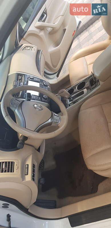 Седан Nissan Altima 2014 в Василькове