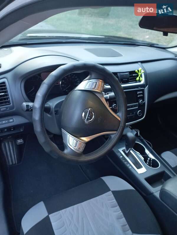 Седан Nissan Altima 2016 в Дніпрі фото 10 Седан Nissan Altima 2016 в Дніпрі