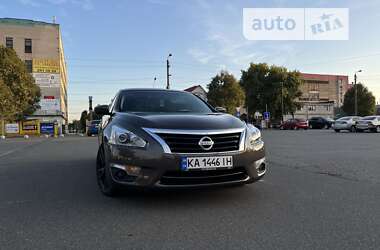 Седан Nissan Altima 2013 в Києві