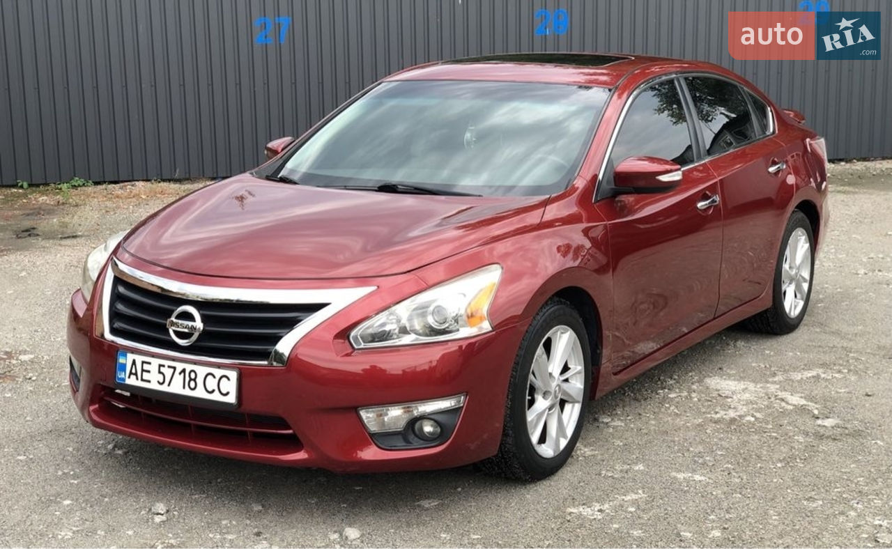 2011 Nissan Altima - мініатюра 16