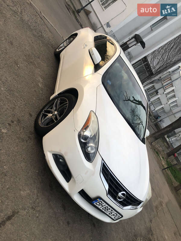 Купе Nissan Altima 2010 в Одессе фото 3 Купе Nissan Altima 2010 в Одессе