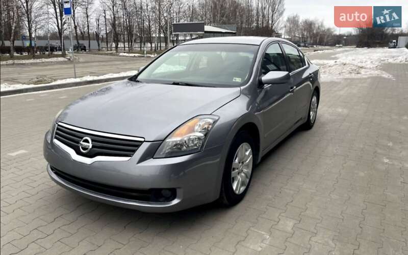 Седан Nissan Altima 2009 в Білій Церкві