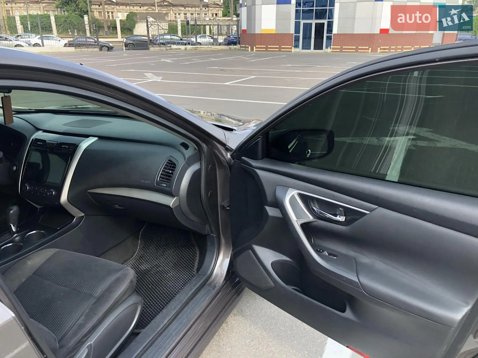2013 Nissan Altima - мініатюра 20