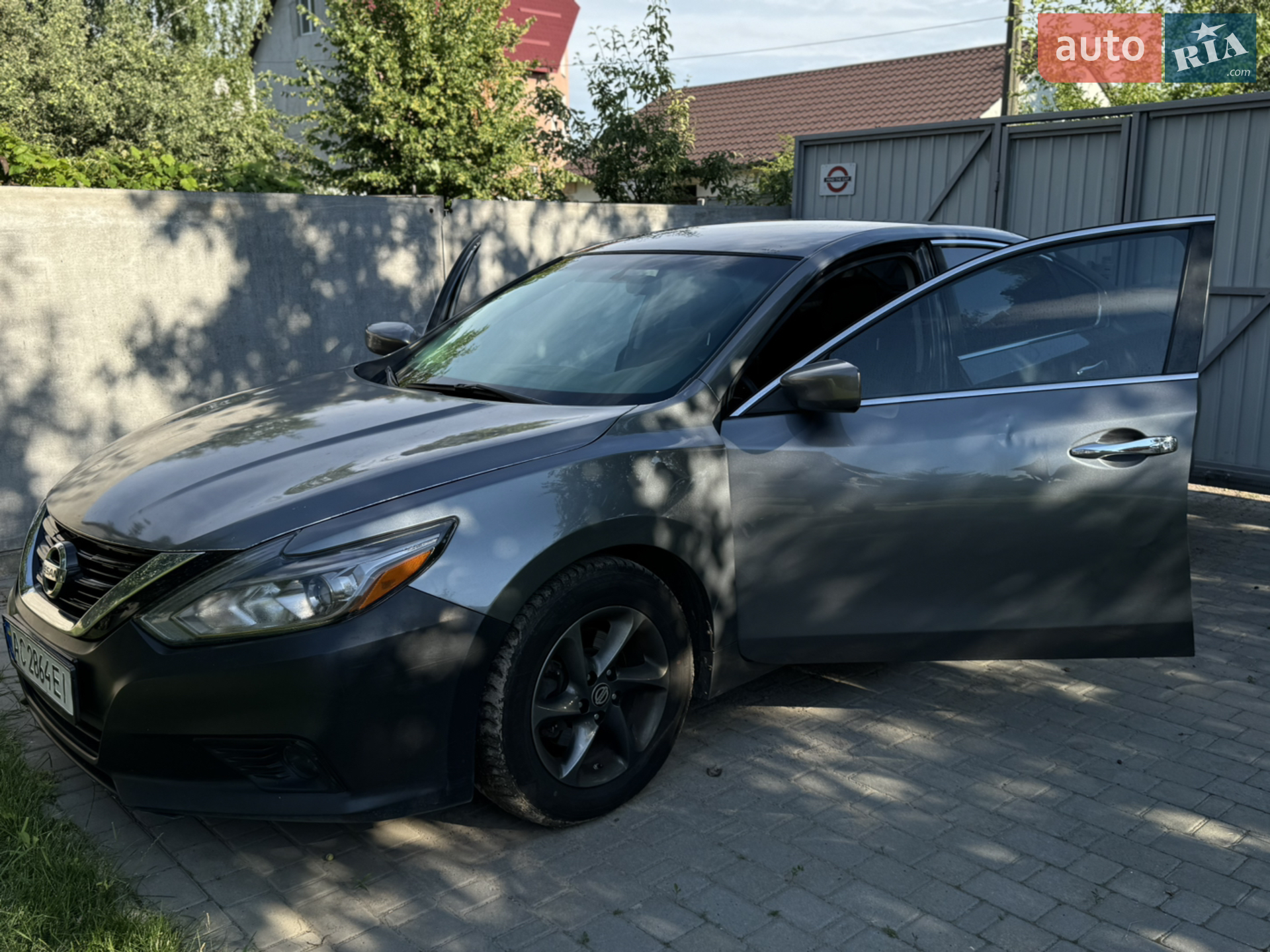 2017 Nissan Altima - мініатюра 4