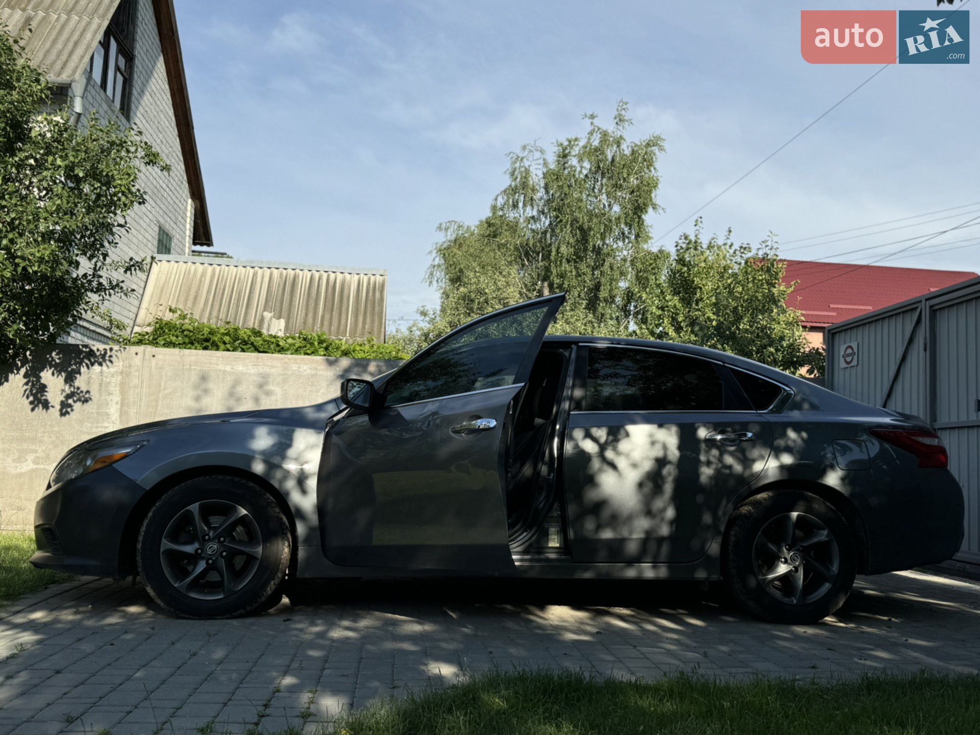 2017 Nissan Altima - мініатюра 5