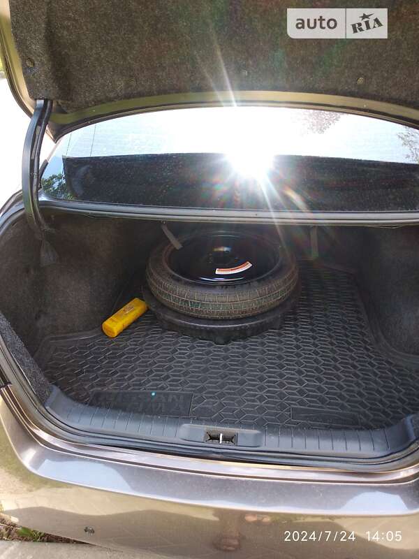 Седан Nissan Altima 2015 в Дніпрі