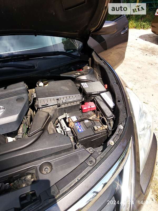 Седан Nissan Altima 2015 в Дніпрі