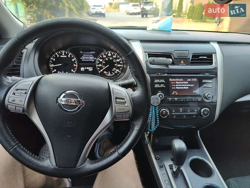 Седан Nissan Altima 2015 в Хмельницком фото 13 Седан Nissan Altima 2015 в Хмельницком