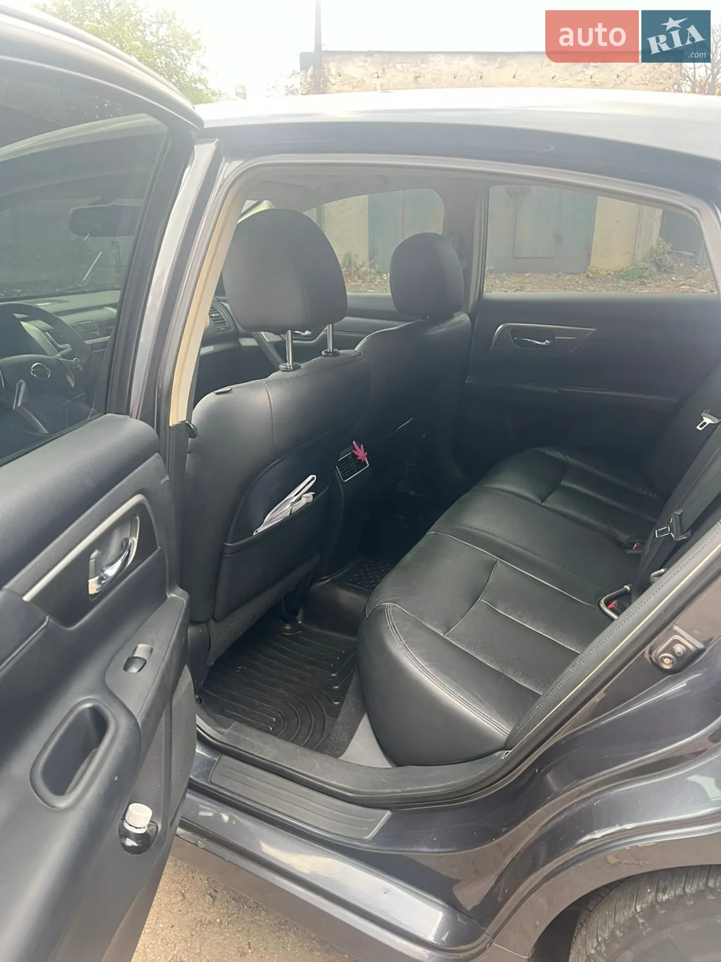 2012 Nissan Altima - мініатюра 2