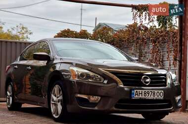 Седан Nissan Altima 2013 в Запоріжжі