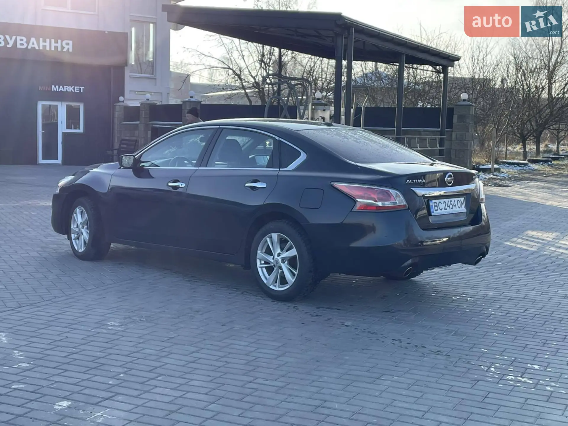 2015 Nissan Altima - мініатюра 8