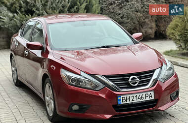 Седан Nissan Altima 2016 в Тернополе