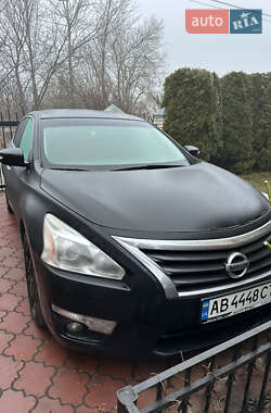 Седан Nissan Altima 2012 в Виннице