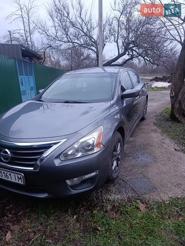Nissan Altima 2015