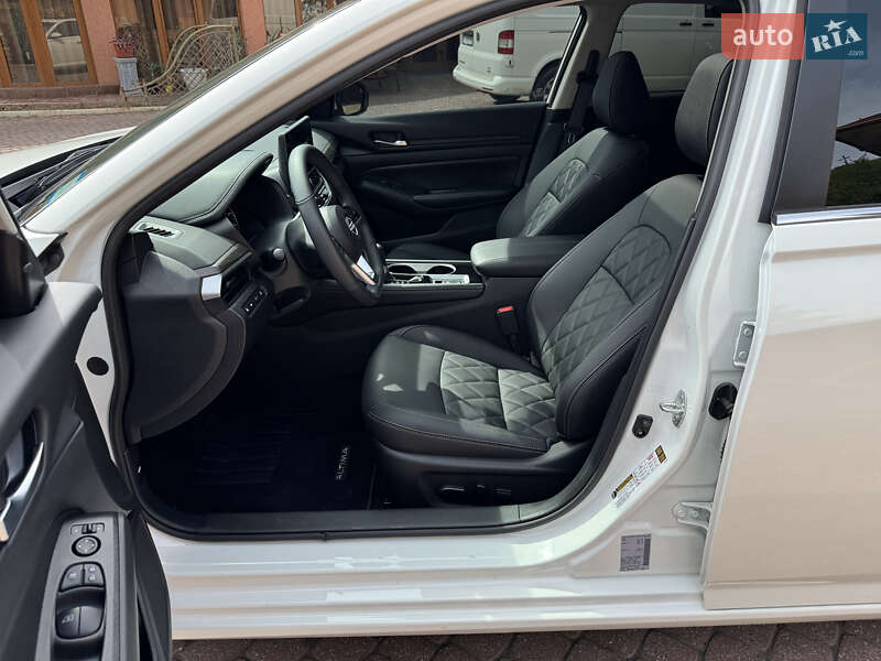 Седан Nissan Altima 2024 в Мукачево