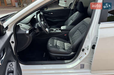 Седан Nissan Altima 2024 в 